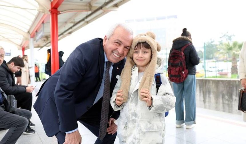 BursaRay’da vatandaşlarla iç içe başladı.