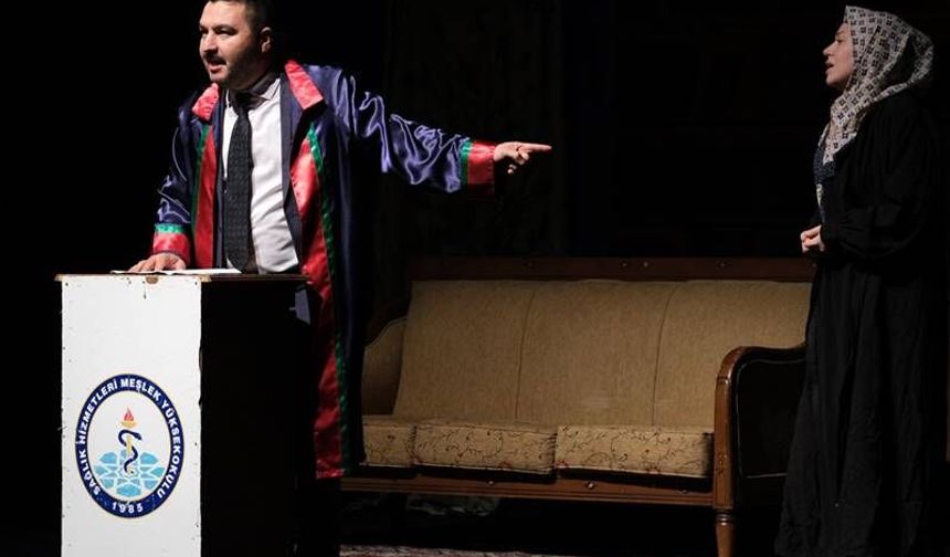 28 Şubat’ın Karanlığı Sahneye Taşındı