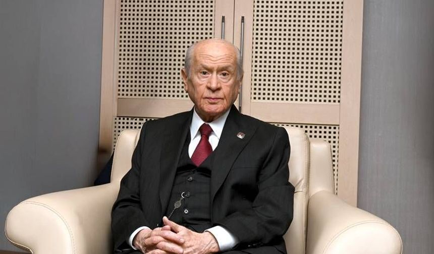 MHP'de flaş karar!  İstanbul teşkilatı feshedildi.