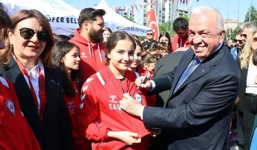 Nilüfer’i Gençlerle Birlikte Büyüteceğiz