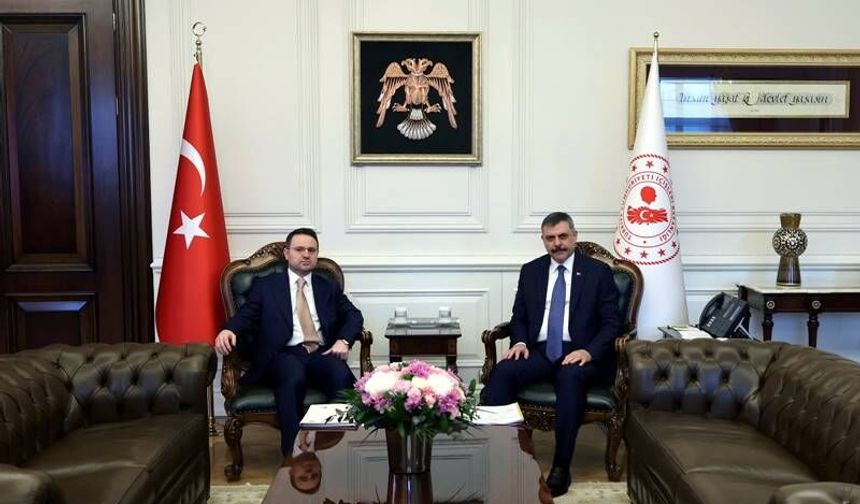 Bahis Çetelerine 8 İlde Eş Zamanlı "Sanal Kumar" Darbesi
