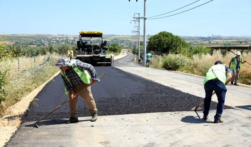Karacabey Eskikaraağaç’ta Asfalt Seferberliği