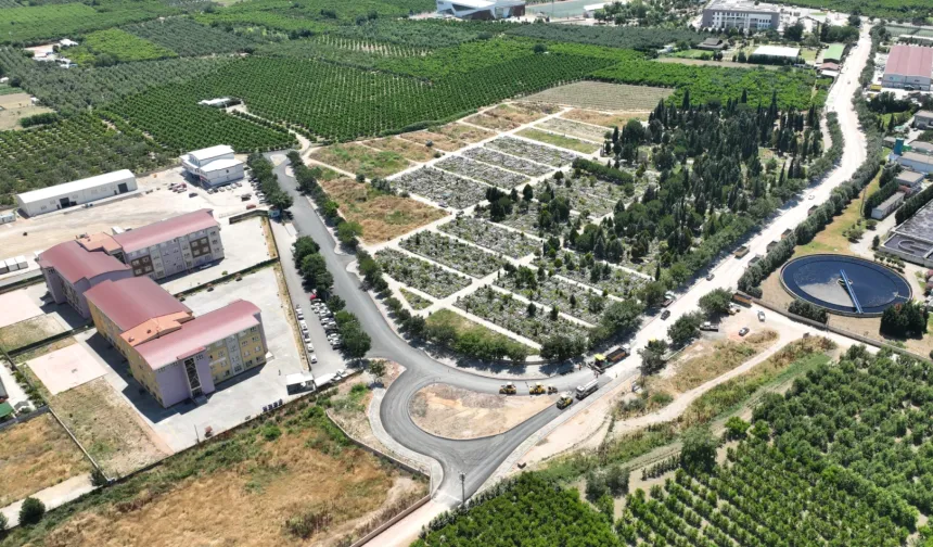 Gürsu'da Yeşil Çevre Caddesi'ni sil baştan yeniliyor.