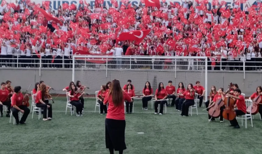 Öğrenciler A Milli Takım marşını bestelediler...