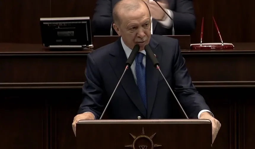 Erdoğan: ''Mücadelemiz koltuk için değil, hizmet içindir.''