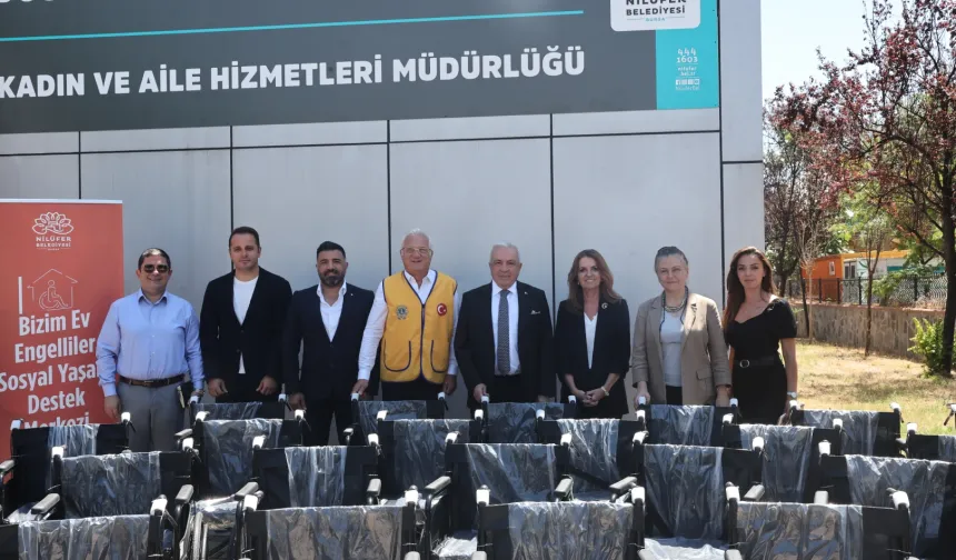Nilüfer Belediyesi'ne 60 tekerlekli sandalye teslim edildi.