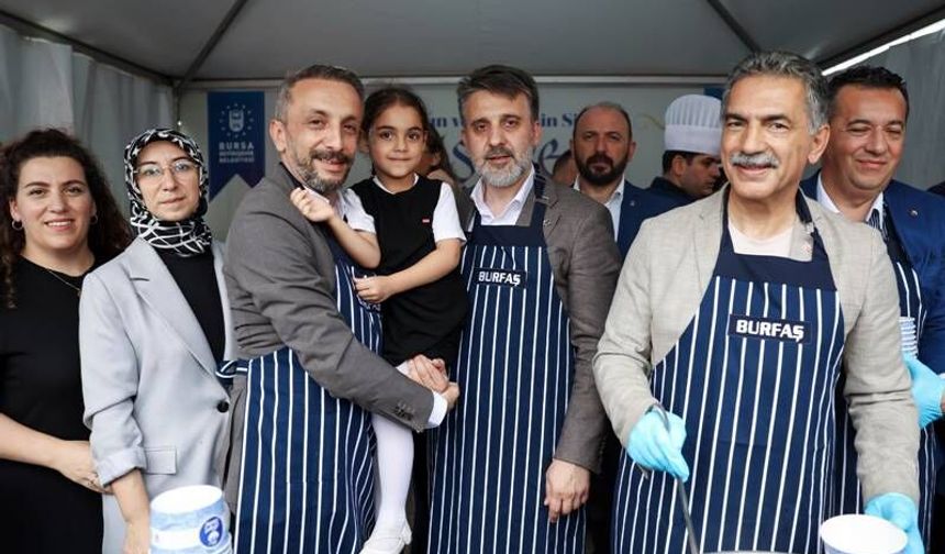 Muharrem Ayı Bereketi: Büyükşehir’den Vatandaşlara Aşure