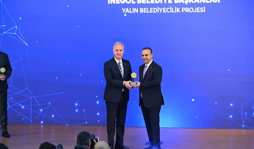 İnegöl Belediyesi'nin 'Yalın Belediyecilik' Projesine Bakanlıktan Ödül