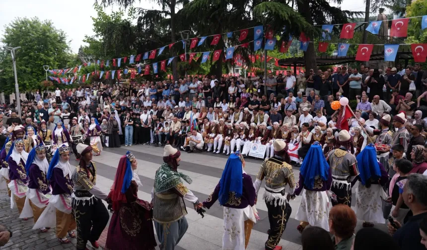 Uluslararası Horon Festivali'ne yoğun ilgi