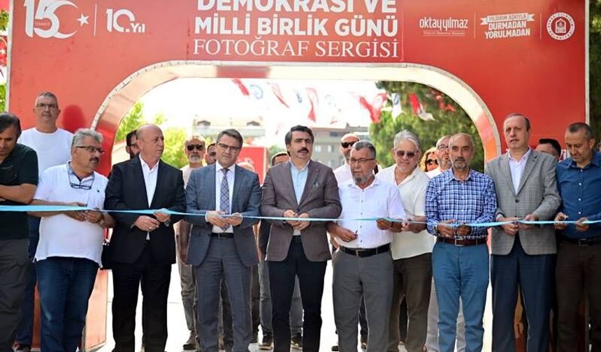Yıldırım’da ''15 Temmuz Destanı Fotoğraflarla Yaşıyor"