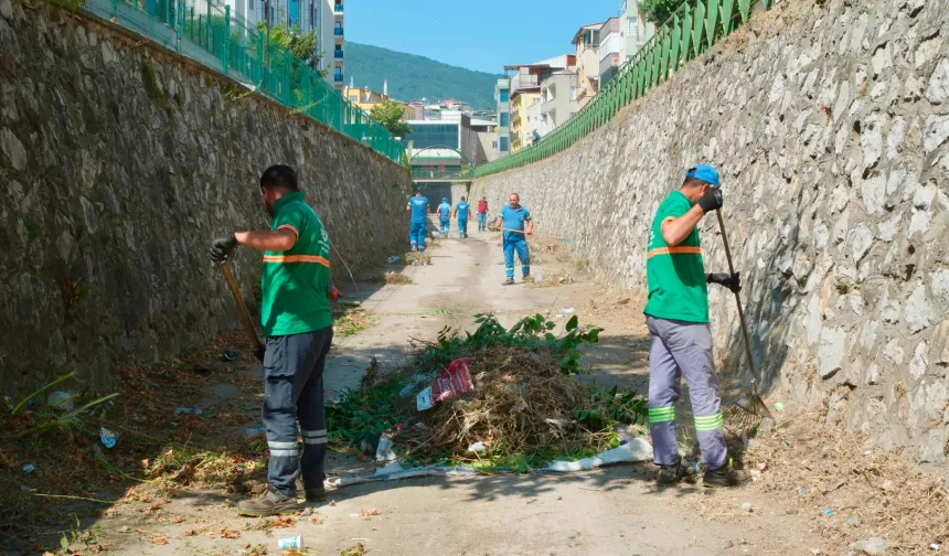 Selçukbey Kanalı'nda kapsamlı temizlik