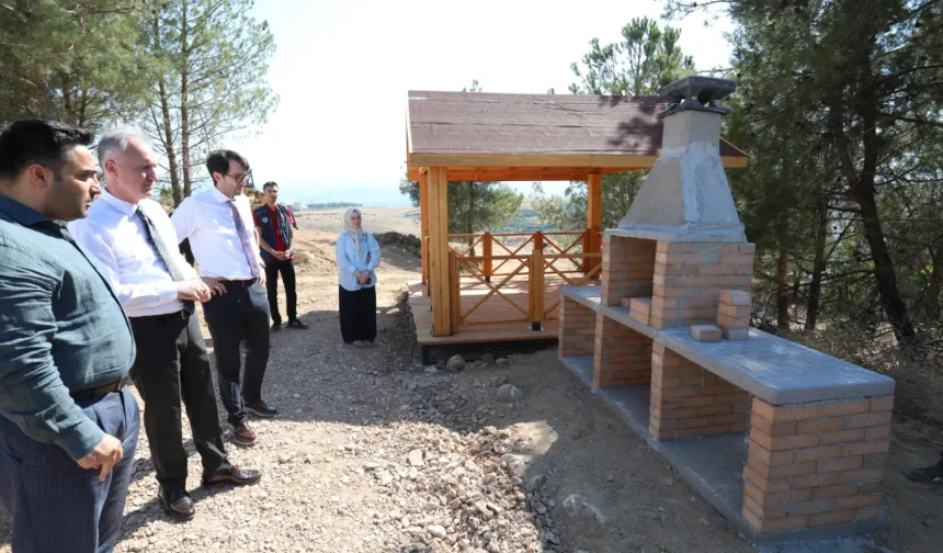İnegöl Millet Bahçesi'nde üst yapı çalışmaları başladı