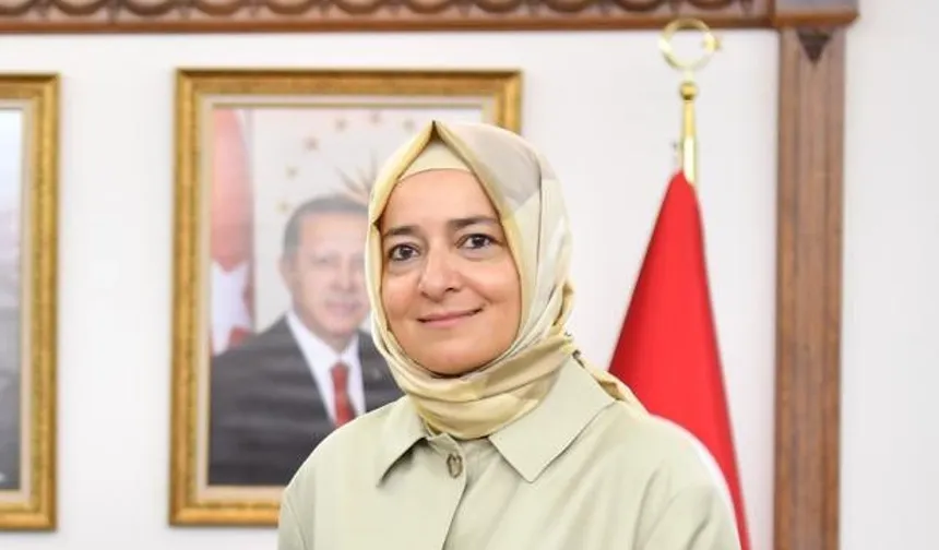 Betül Sayan Kaya görevlerinden affını istedi