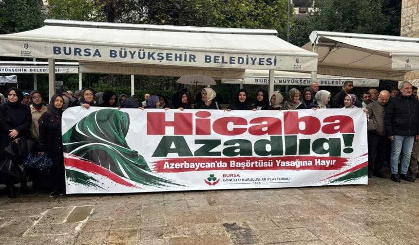Azerbaycan'daki başörtüsü yasağına tepki