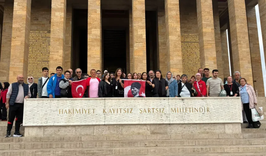 Mudanya ve Nilüfer'den Anıtkabir'e anlamlı ziyaret... Sevgi engel tanımadı