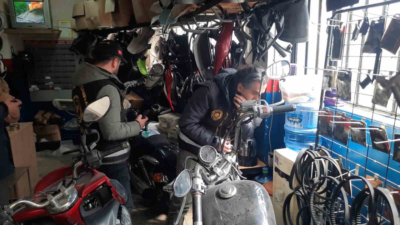 Oto Hırsızlık Büro Amirliği ekiplerinden motosiklet tamircilerine denetim