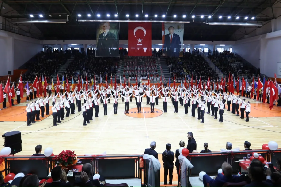 İnegöl'de Cumhuriyetin 103. yılı coşkuyla kutlandı